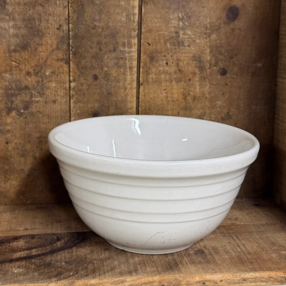 Ohio Stoneware White Beehive Ribbed Mixing Bowl Ceramic Farmhouse Kitchen Rustic